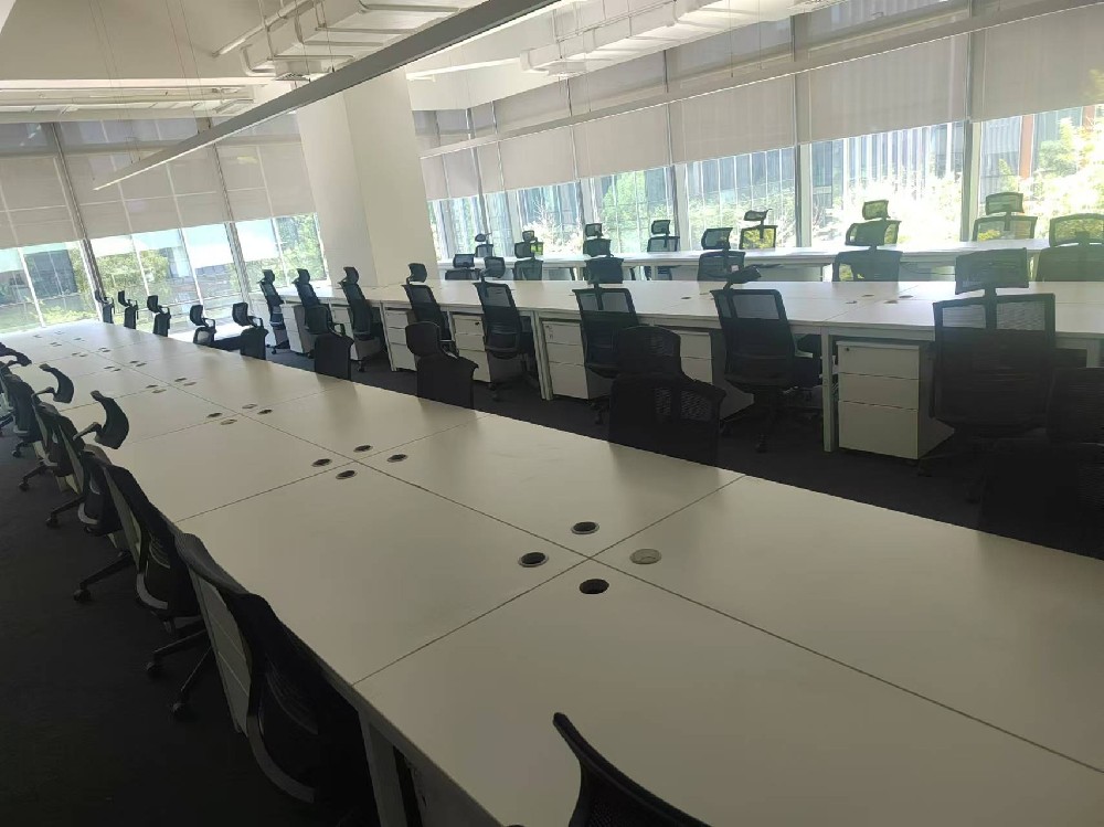 上海舊貨回收，公司淘汰電腦，服務(wù)器及機(jī)箱回收，辦公桌椅回收